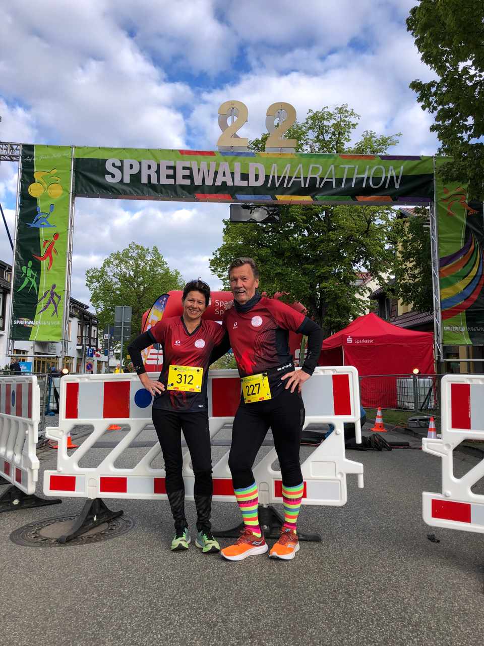 4f1fb9b8a5ff4399961f61f2354f0e71