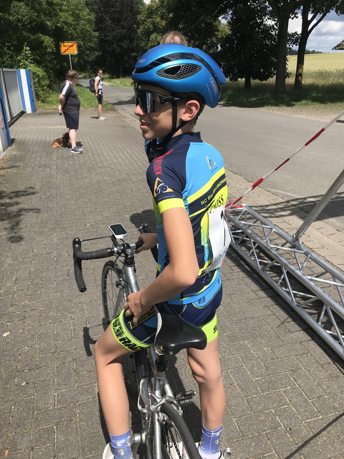 Radrennen Wettmar Start Christian kl